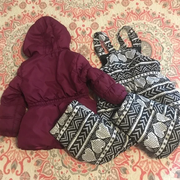 Size 3T girls coat and snow bibs Pink Platinum - Picture 2 of 3